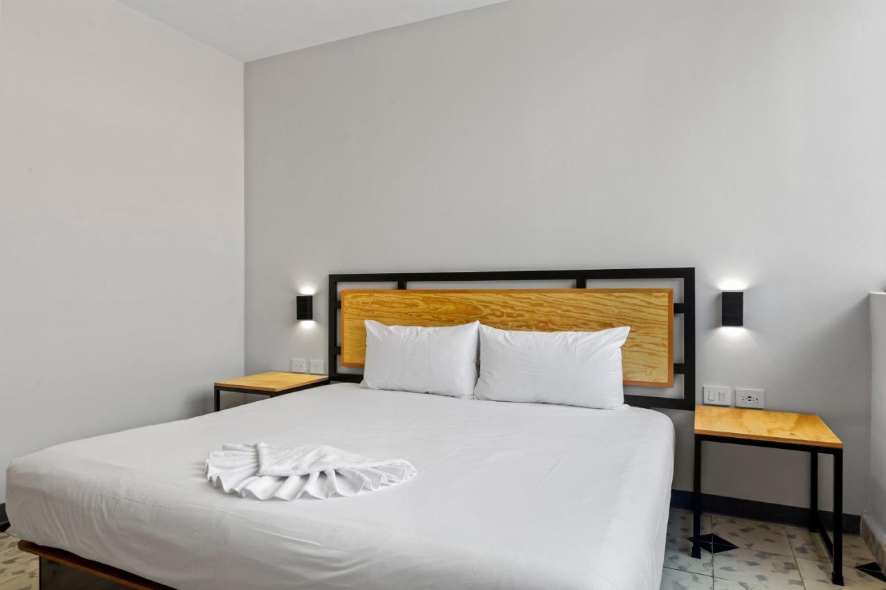 Suites Reforma By Homirent Мерида Экстерьер фото