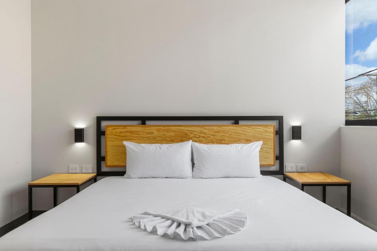 Suites Reforma By Homirent Мерида Экстерьер фото