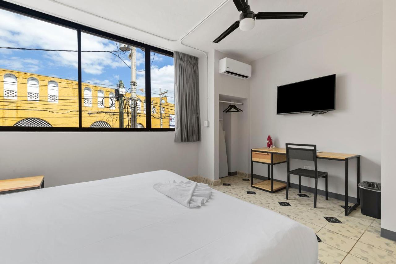 Suites Reforma By Homirent Мерида Экстерьер фото